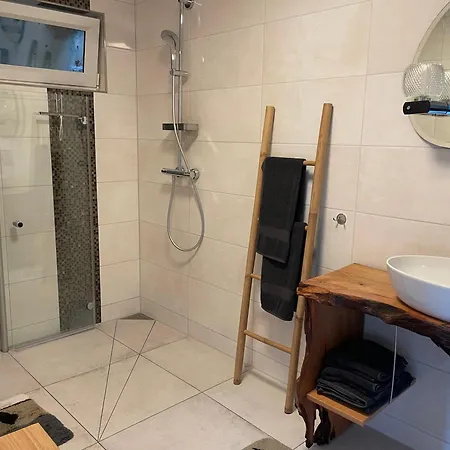 -schwalbe Apartment *